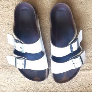 RARE white leather Birkenstock 7.5/8